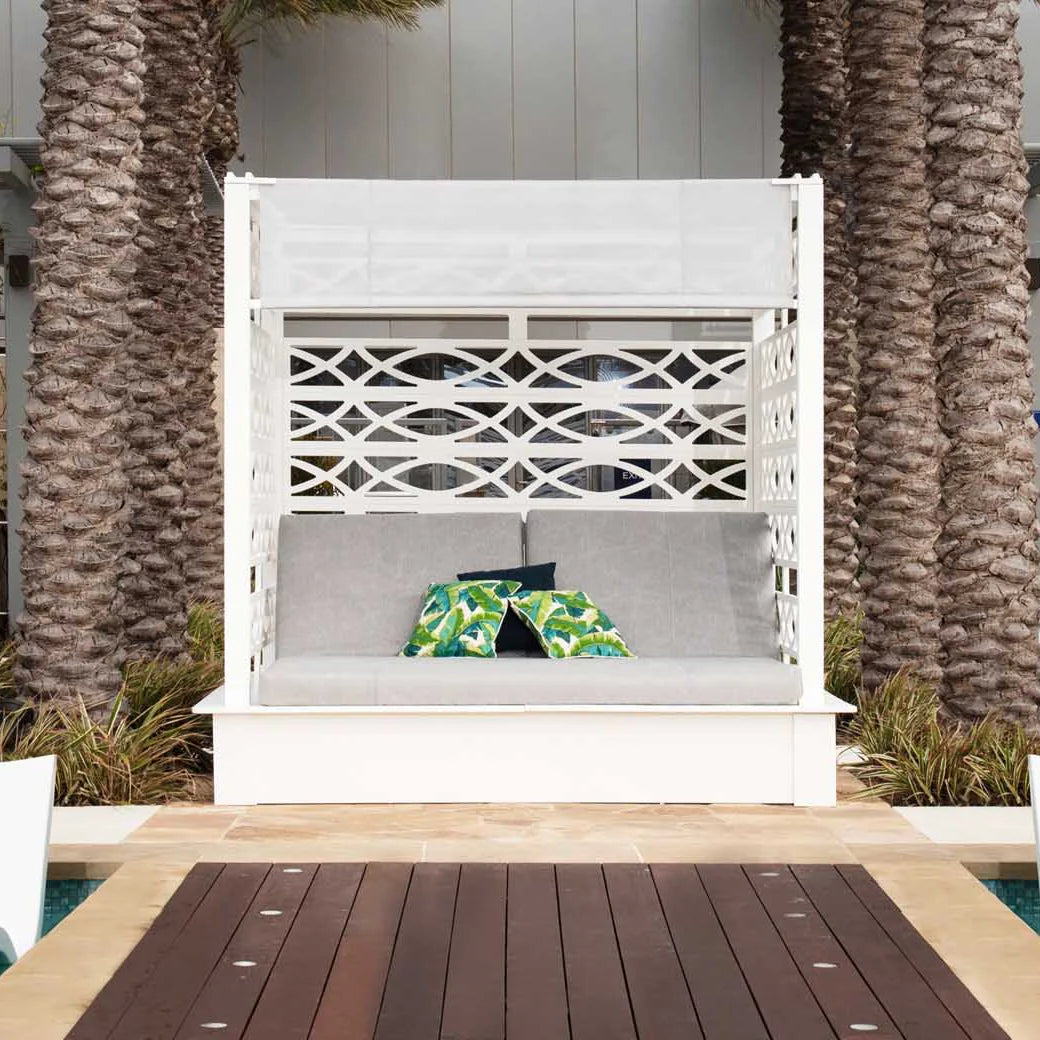 Ledge Lounger Shift Daybed