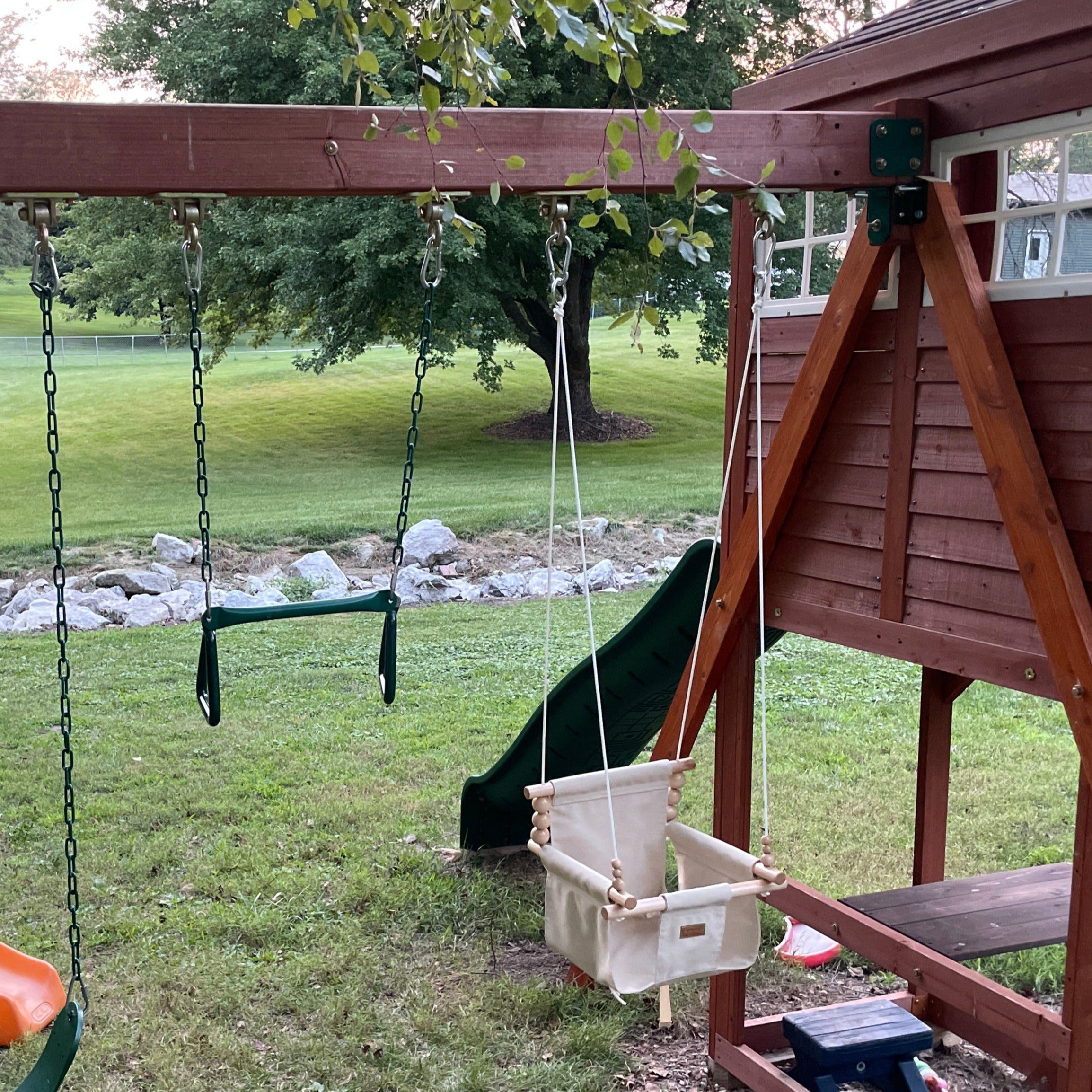 Sweet Swinging Premium Outdoor High Back Swing Wheat
