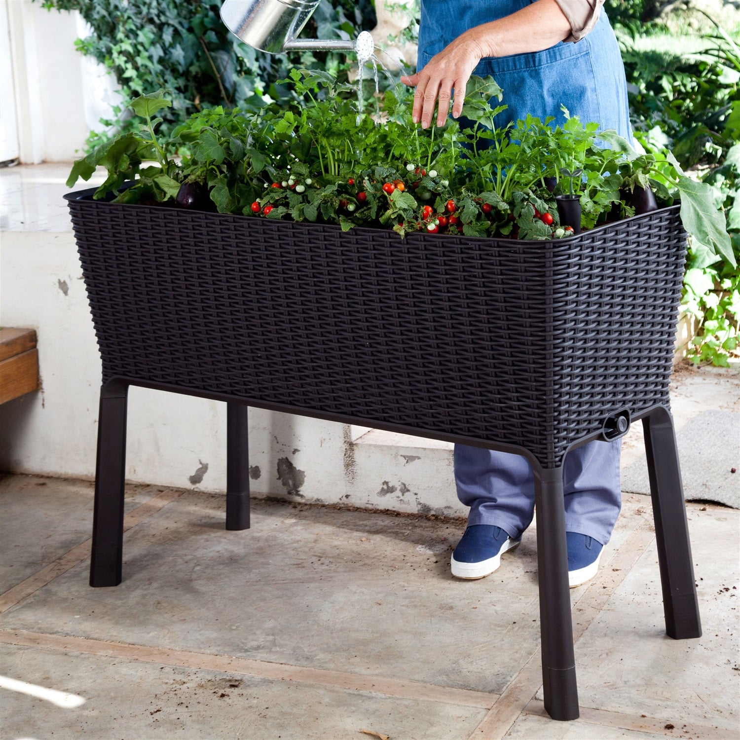 Fast Furnishings Modern Dark Brown Resin Wicker Raised Garden Bed Planter with Water Indicator