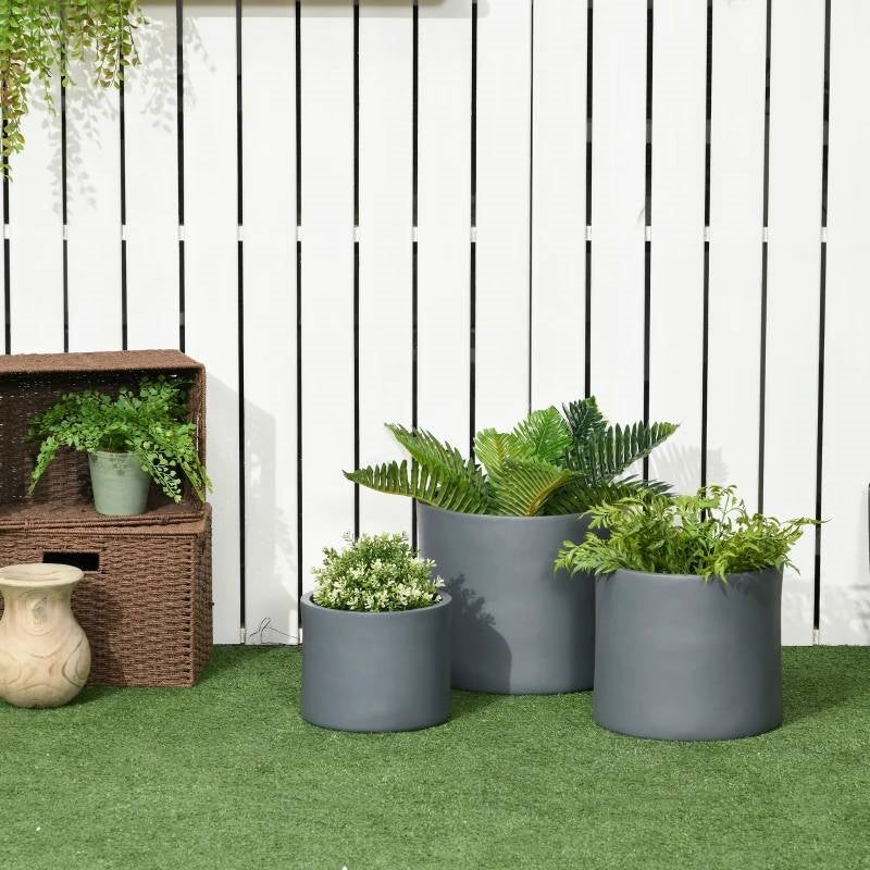 Fast Furnishings Set of 3 Stackable Round Outdoor Flower Pot Planters with Drainage Holes in Grey