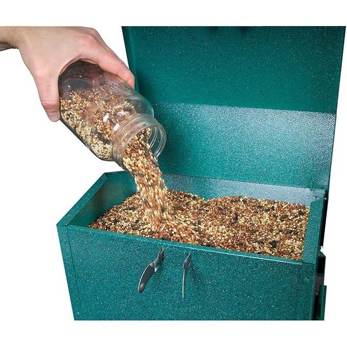 Fast Furnishings Rugged Green Metal Squirrel-Proof Bird Feeder with Easy-Refill Top