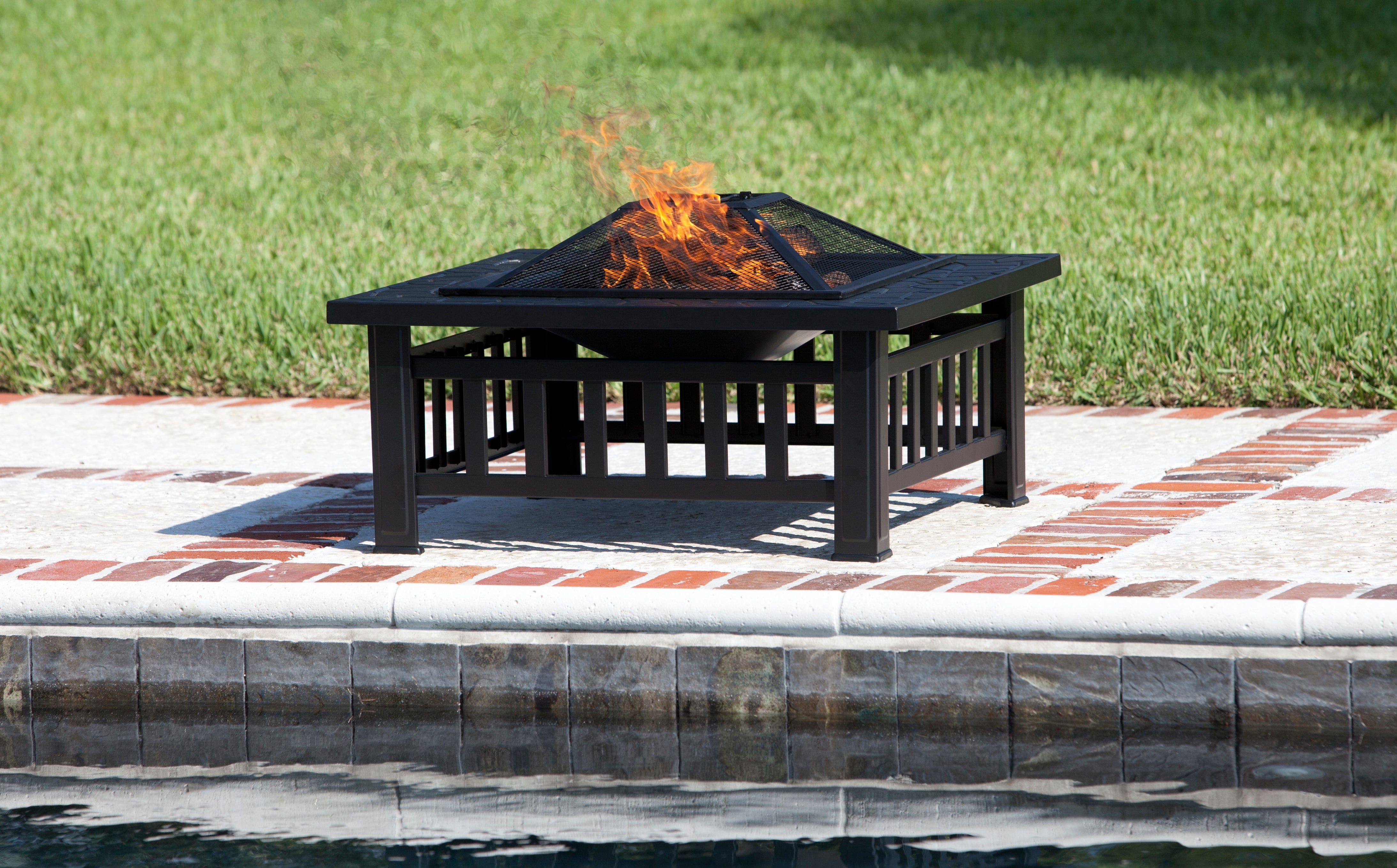 Well Traveled Living Stonemont Square Fire Pit