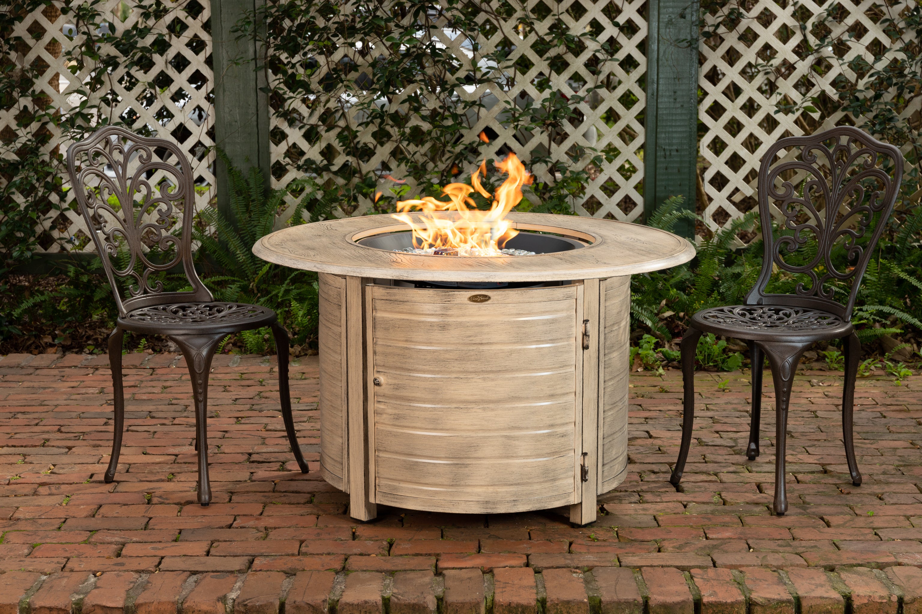 Well Traveled Living Thatcher Round LPG Fire Pit in Driftwood