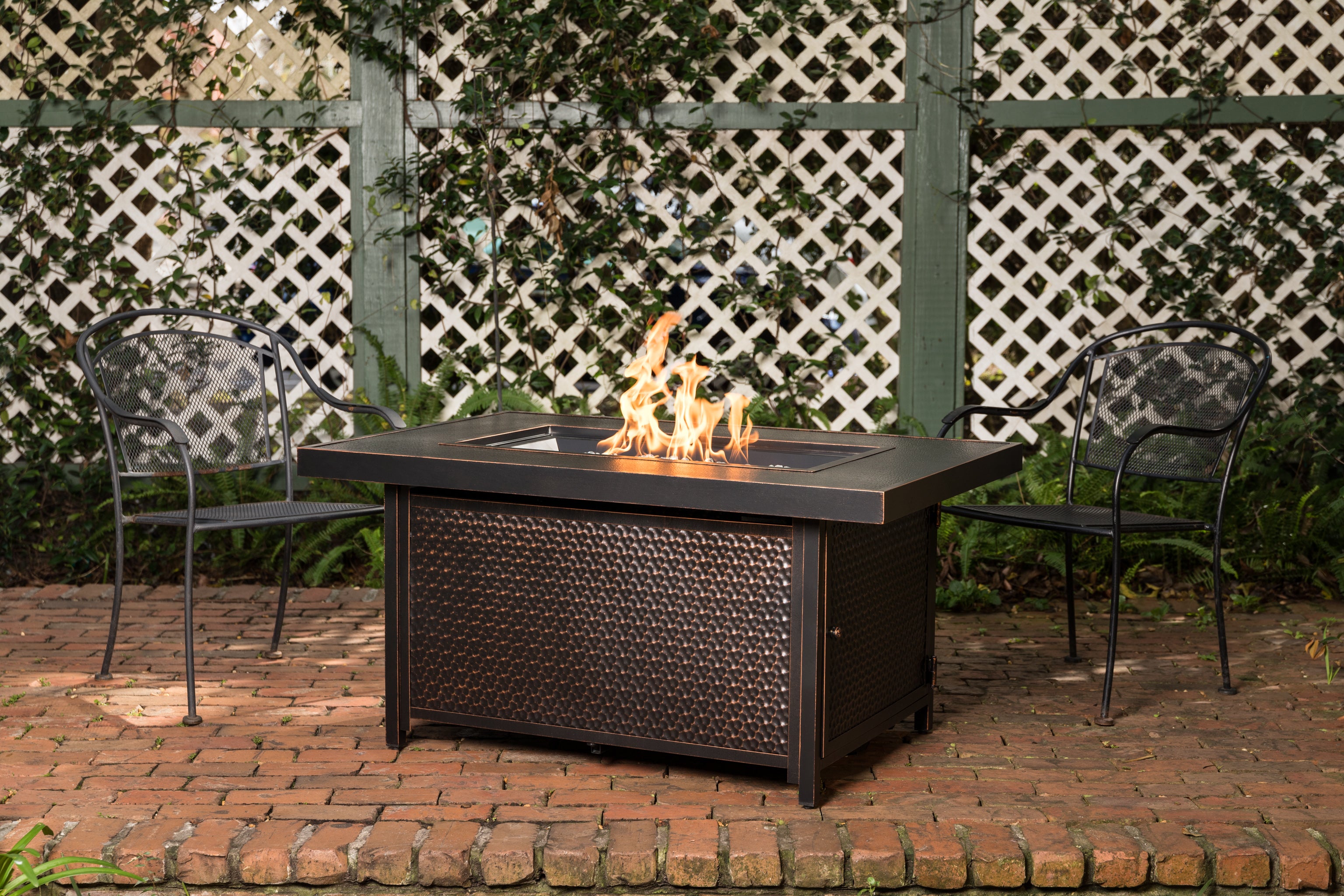 Well Traveled Living Weyland Rectangle Aluminum LPG Fire Pit