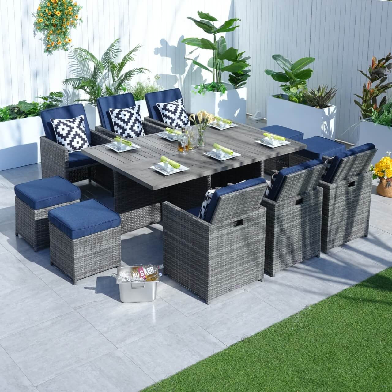 Direct Wicker's Patio Dining Set with 10 Seats and Aluminum Table - PAD-3234TA