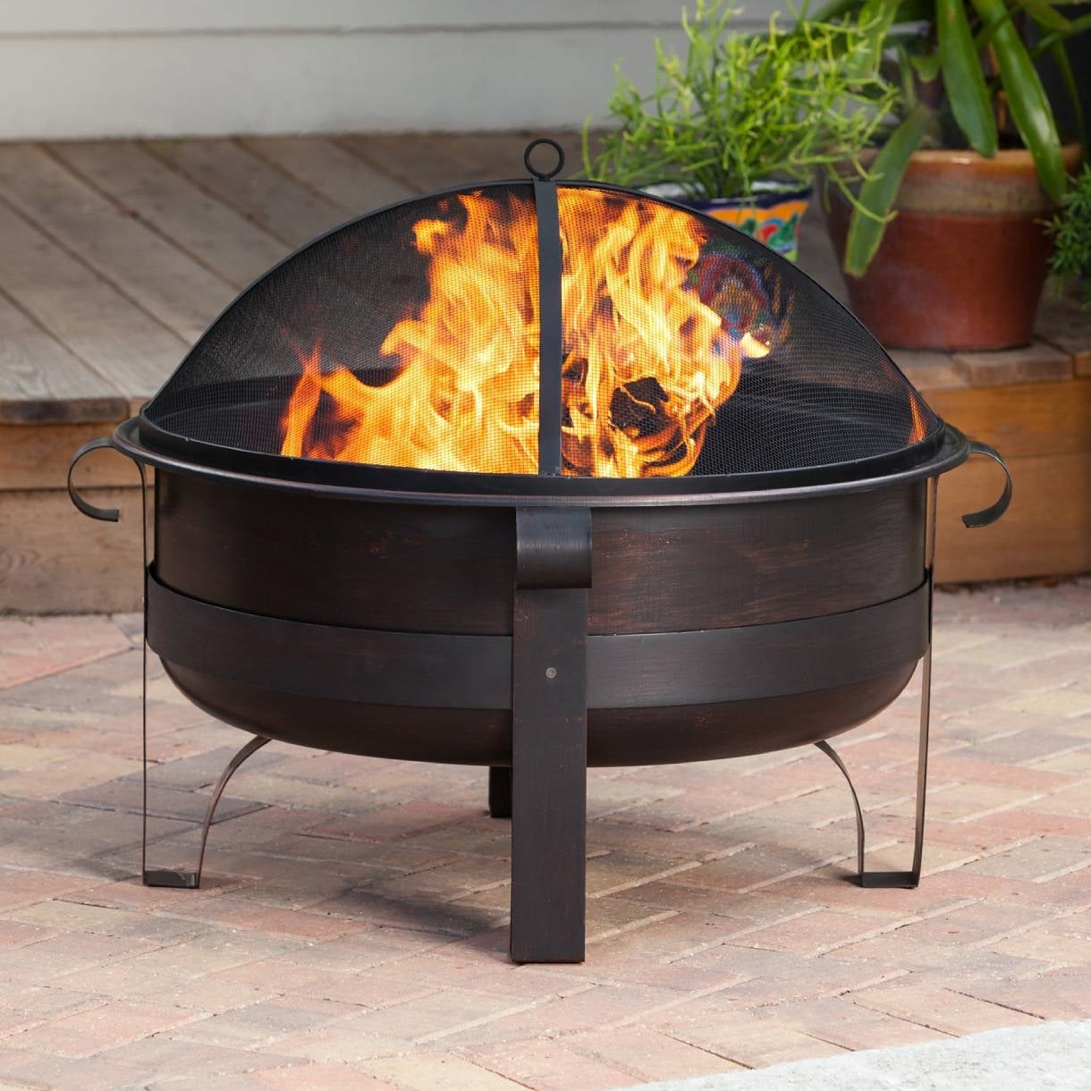 Fast Furnishings Heavy Duty 34-inch Fire Pit Deep Steel Cauldron with Screen and Stand