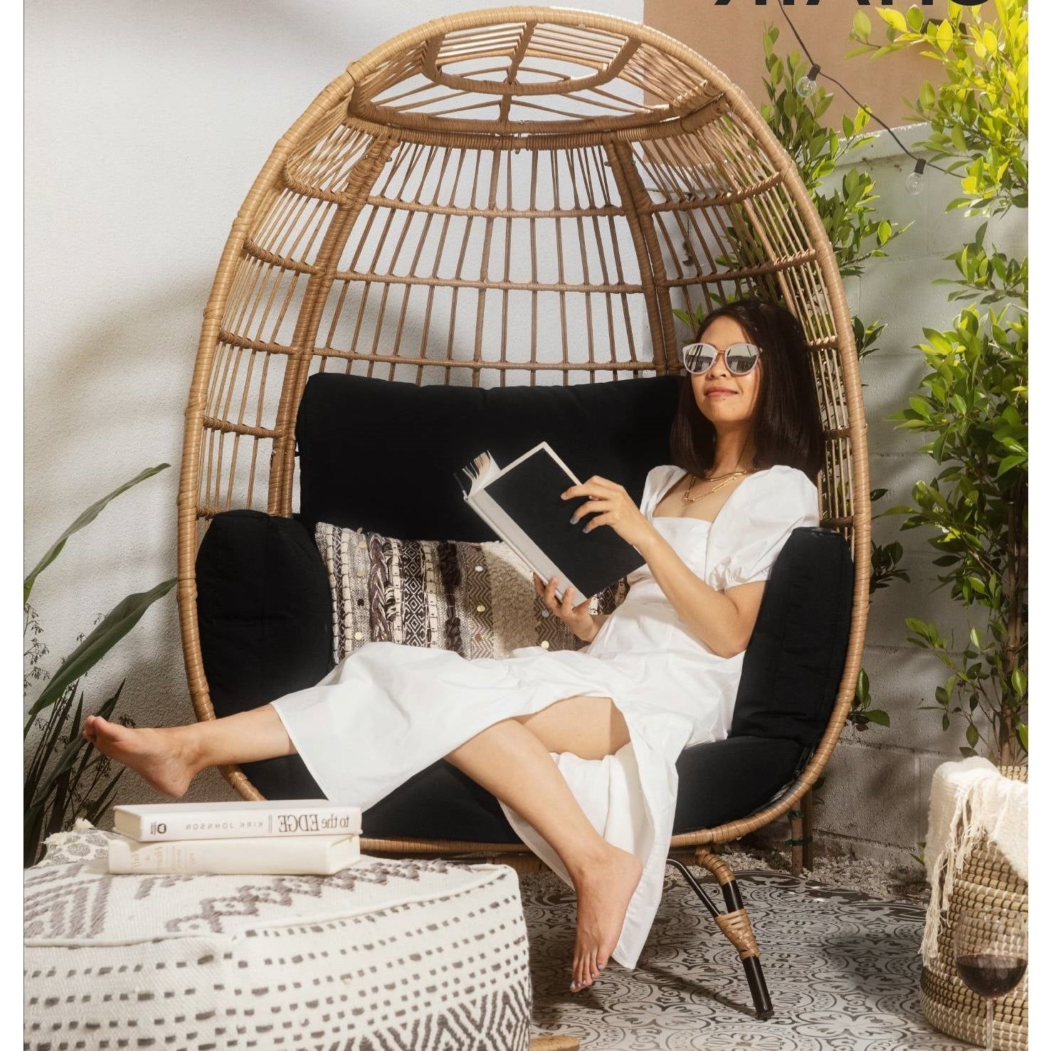 Fast Furnishings Oversized Patio Lounger Indoor/Outdoor Wicker Egg Chair Black