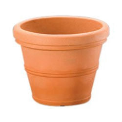 Fast Furnishings Weathered Terracotta 12-inch Diameter Round Planter in Poly Resin