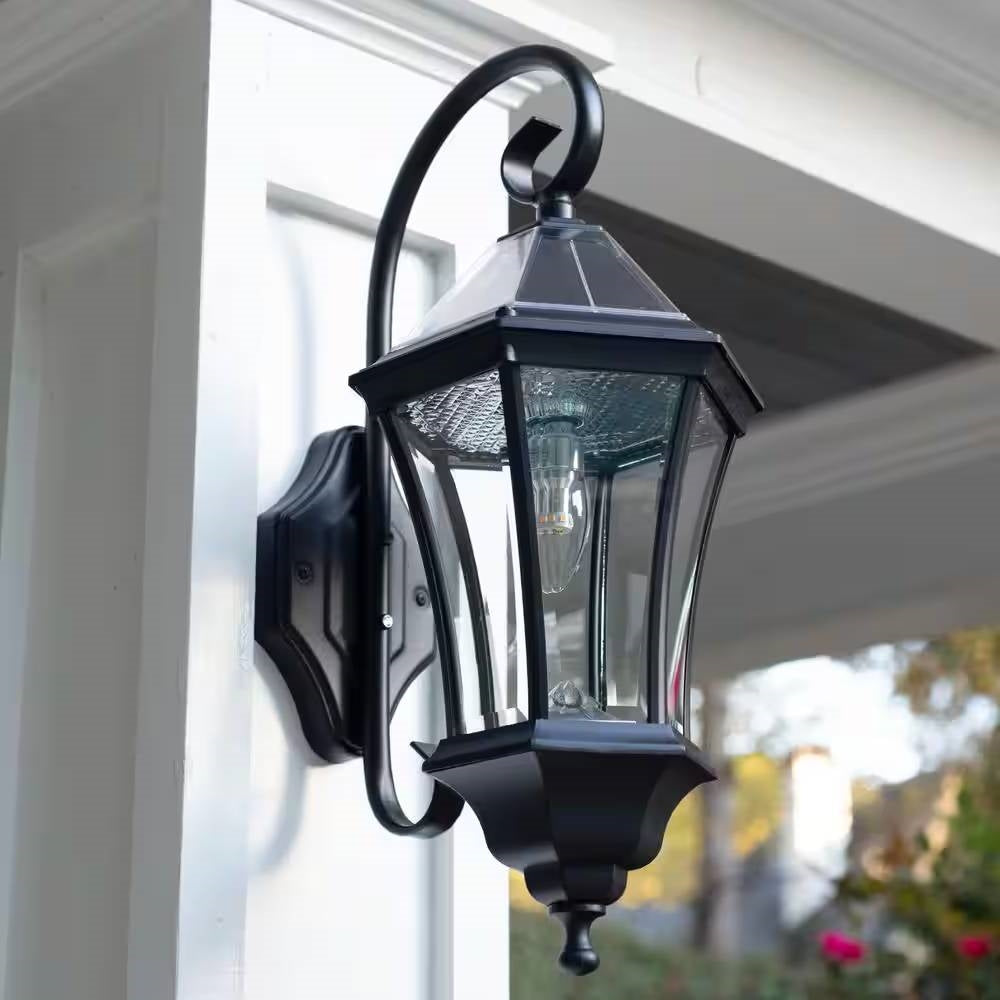 Fast Furnishings Outdoor Farmhouse Solar Wall Light in Black Finish - 150 Lumens