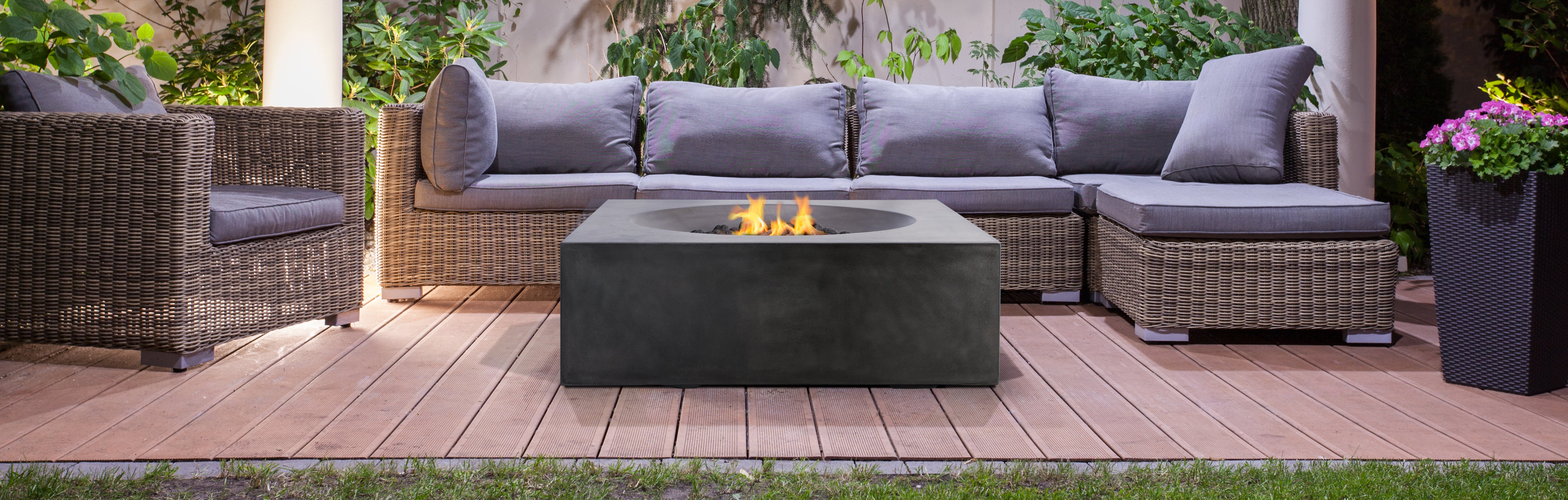 Pyromania Square Concrete Fire Pit- Tao