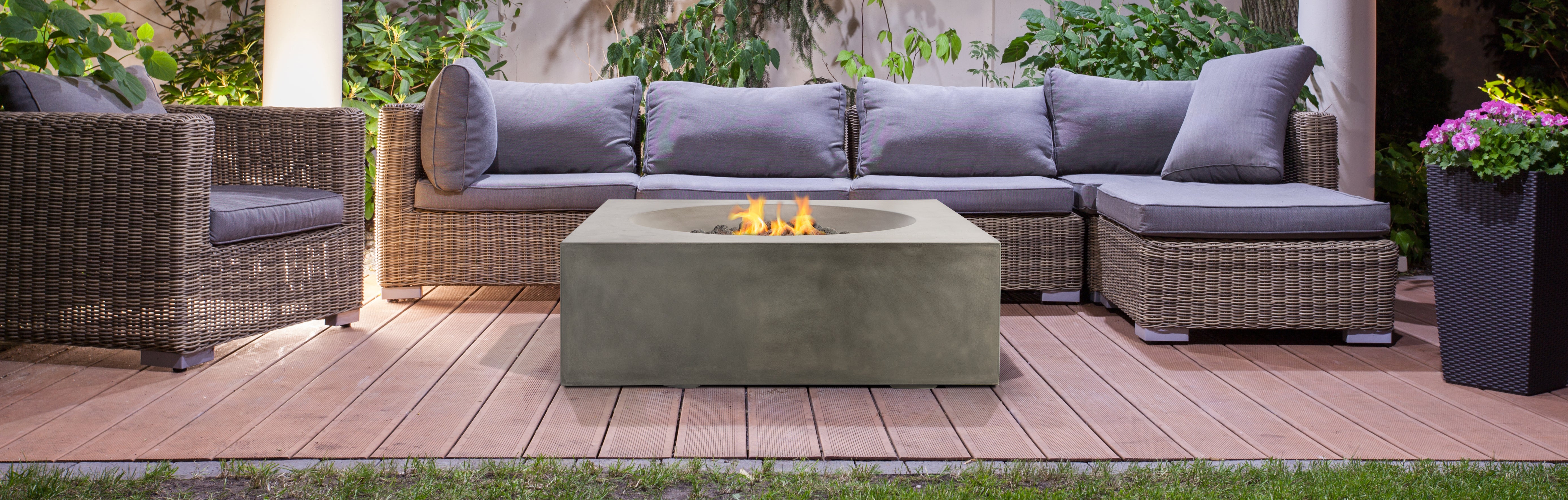 Pyromania Square Concrete Fire Pit- Tao