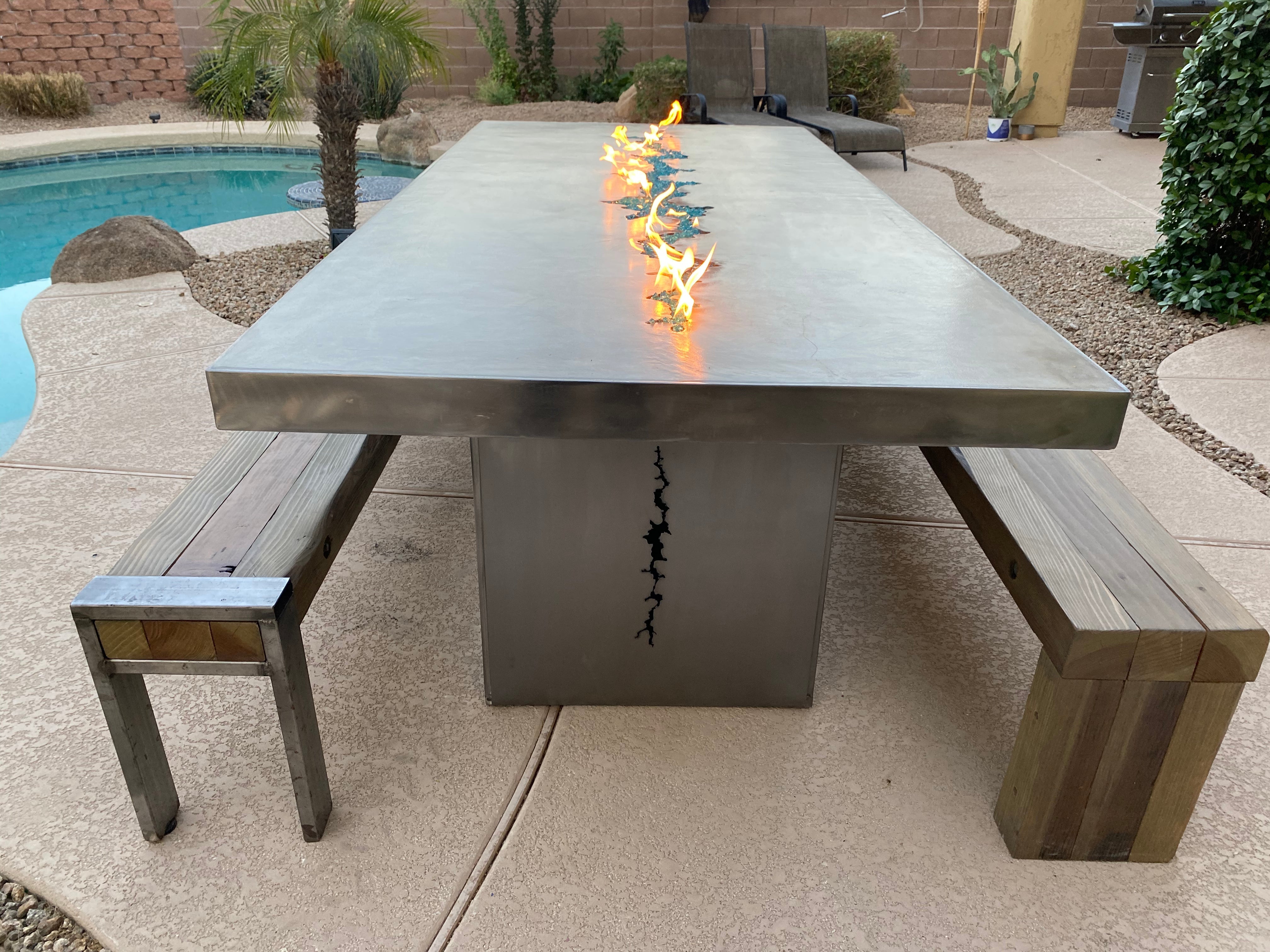 J2 Design The Phoenix Bold Fire Table