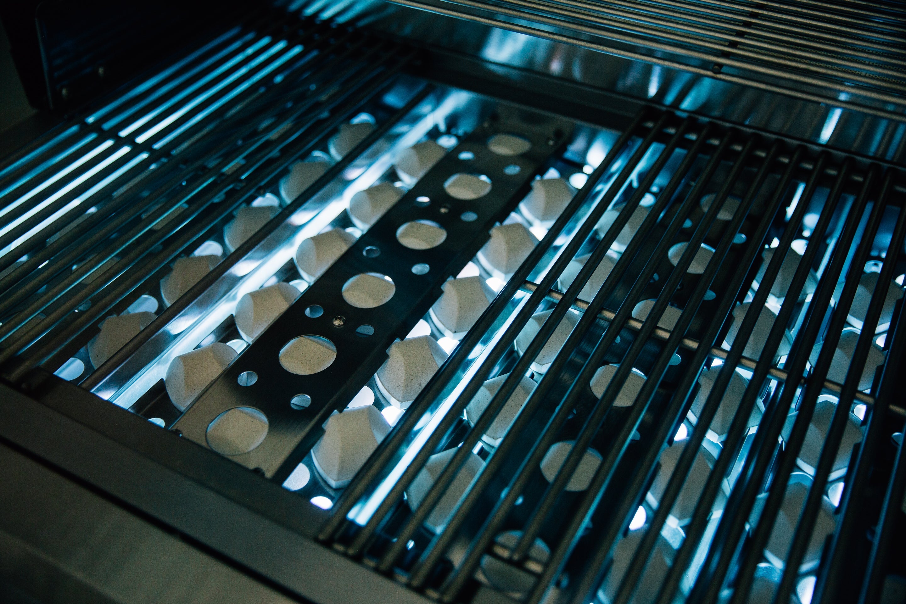Summerset Sizzler Pro Series Built-in Grill
