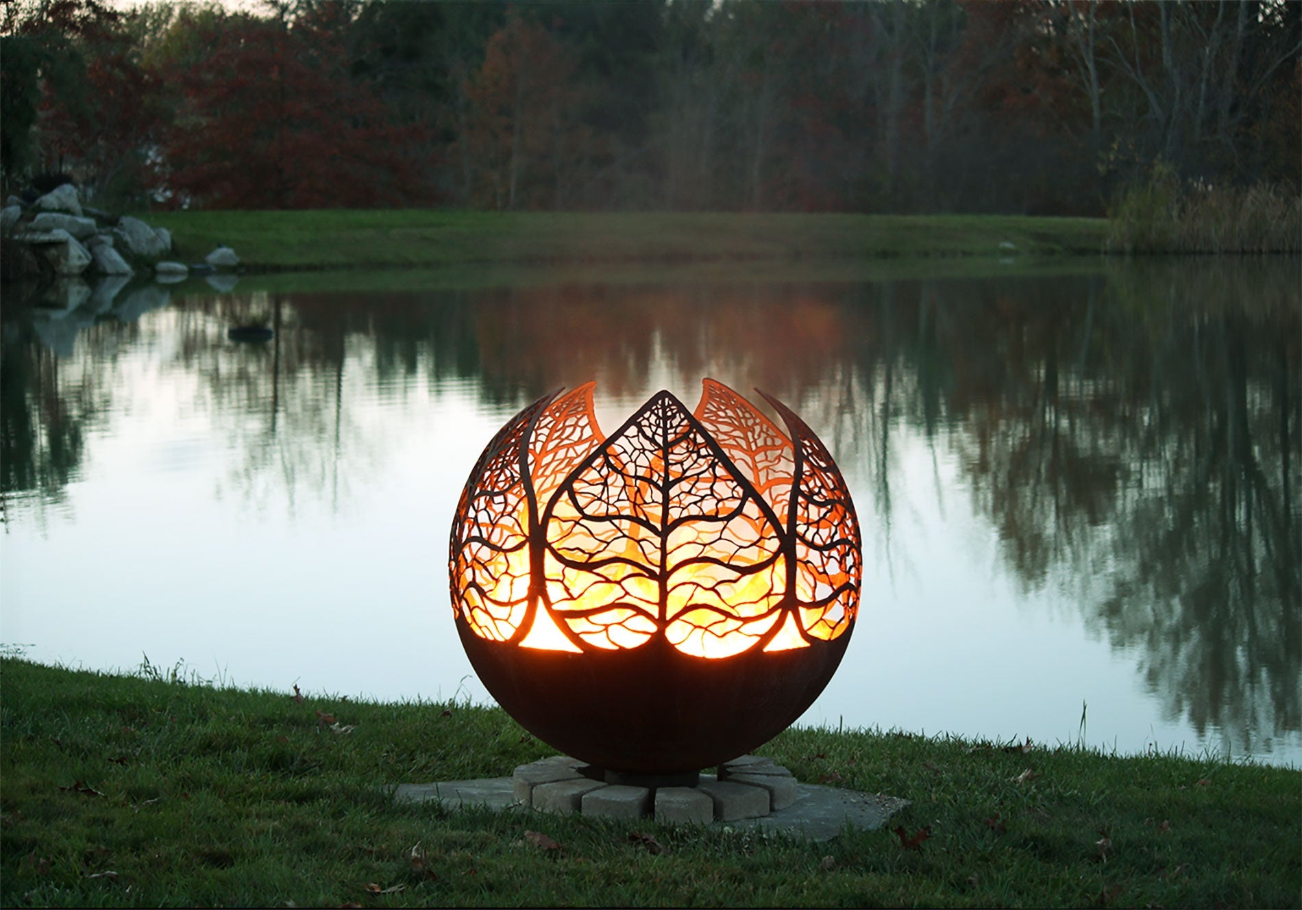 The Fire Pit Gallery Autumn Sunset – Leaf Fire Pit Sphere
