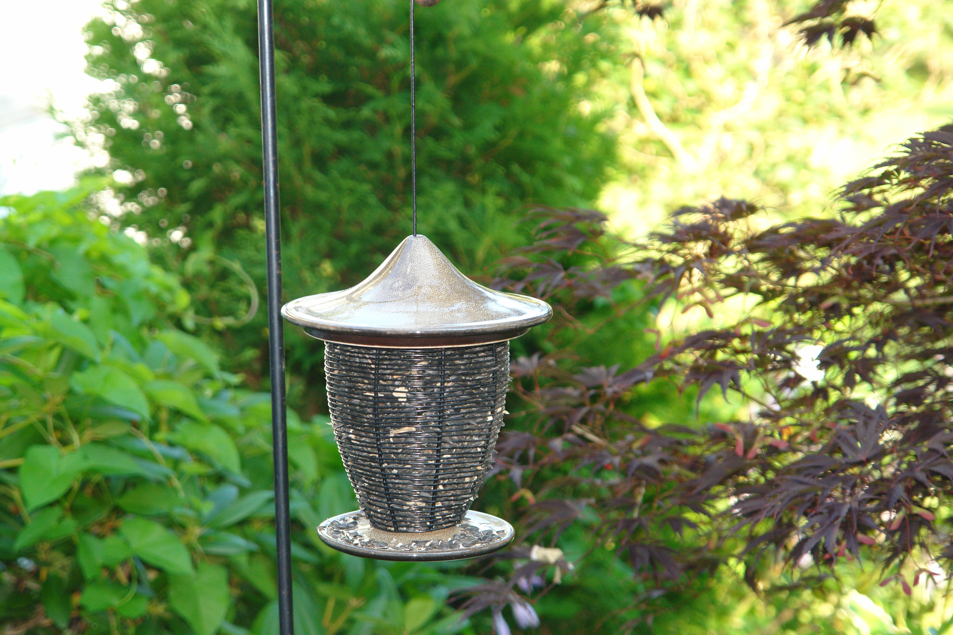 Byer Of Maine Pagoda Bird Feeder