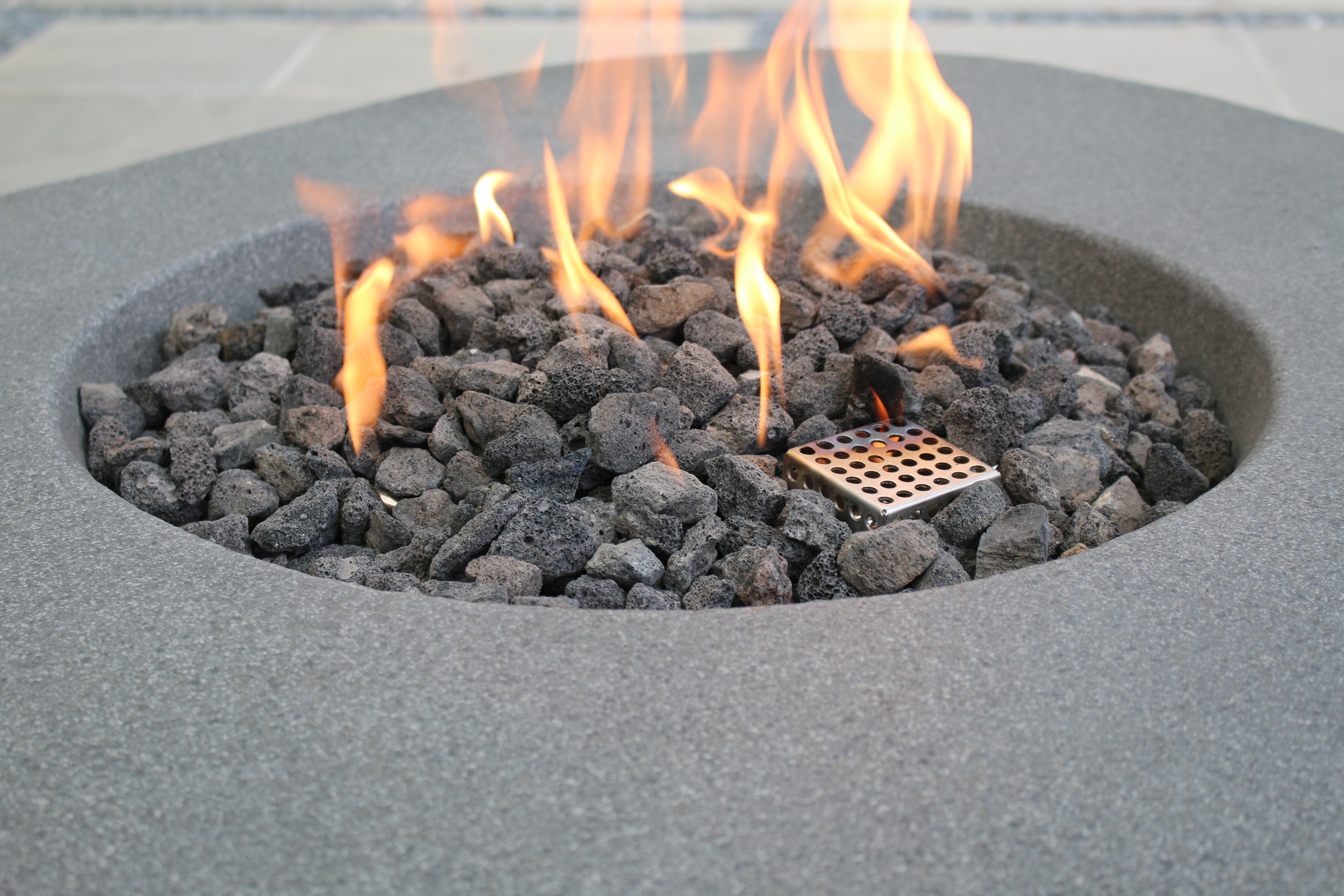 Elementi Boulder Fire Table LP Gas