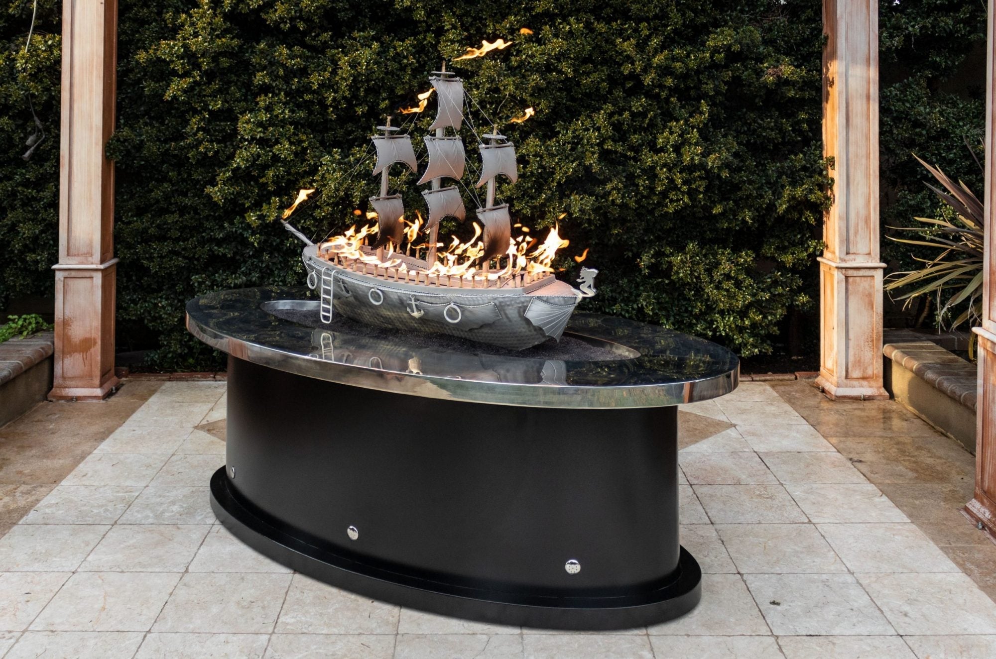 The Outdoor Plus La Pinta Fire Table