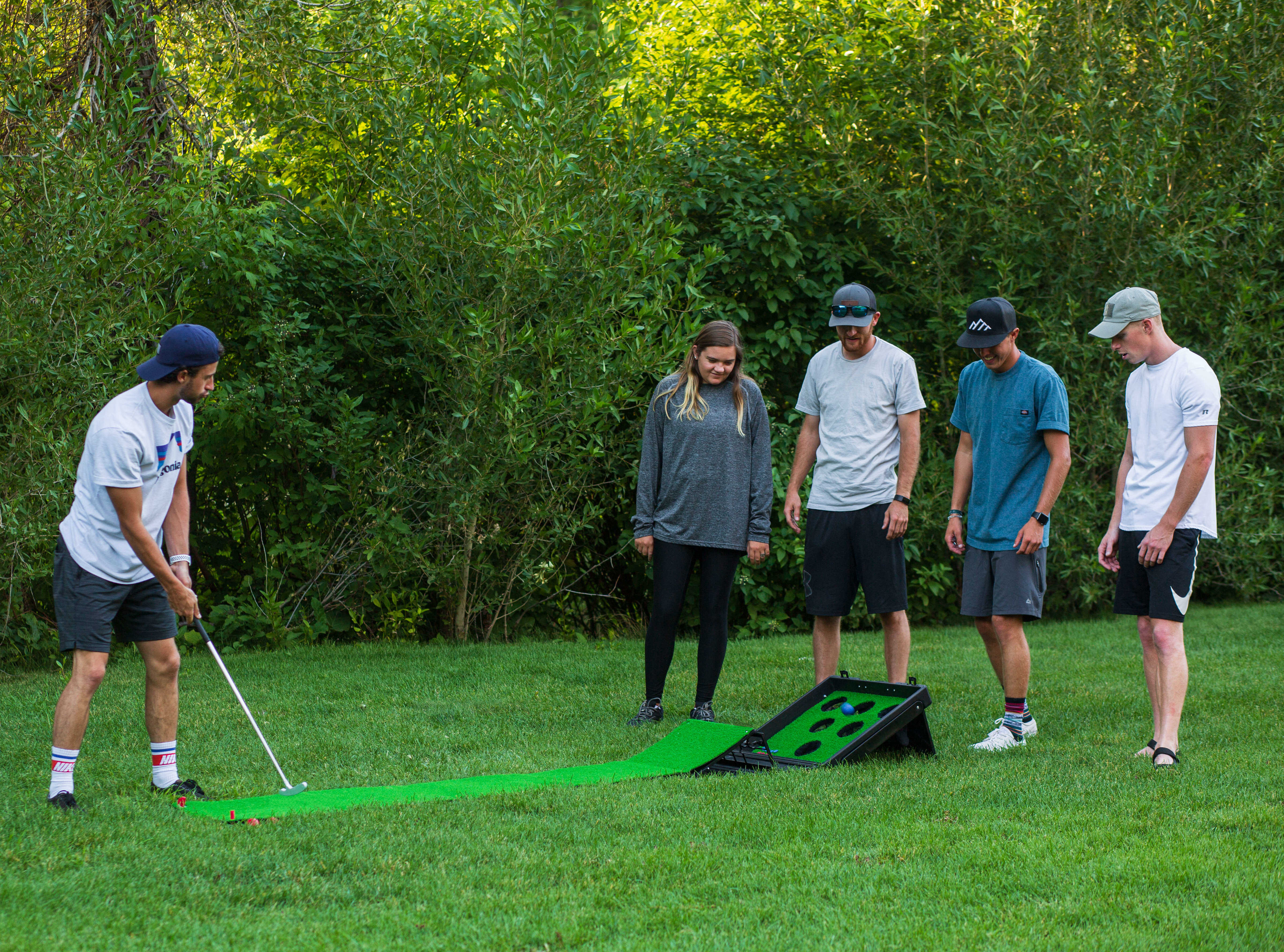 Yard Games Putter Pong With Putter And Golf Mat