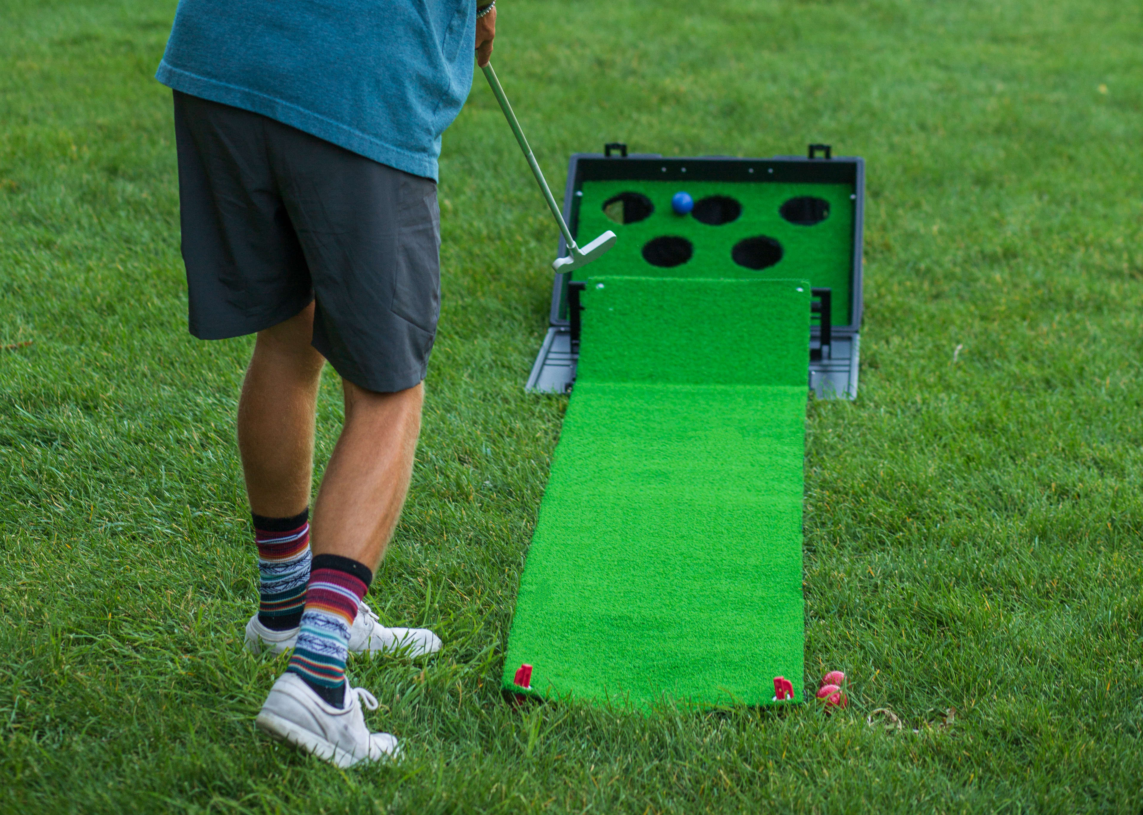 Yard Games Putter Pong With Putter And Golf Mat